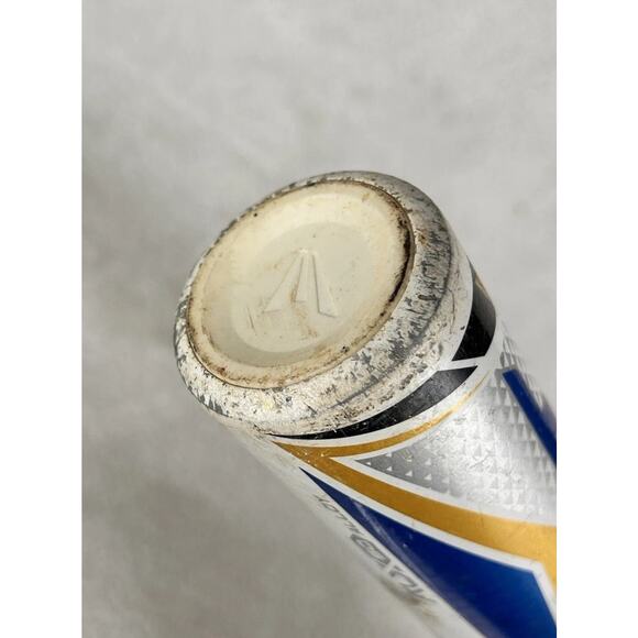 Easton Ghost Fast Pitch FP22GHY11 White 29" 18 Oz -11 Preowned Used Grip - Picture 6 of 6